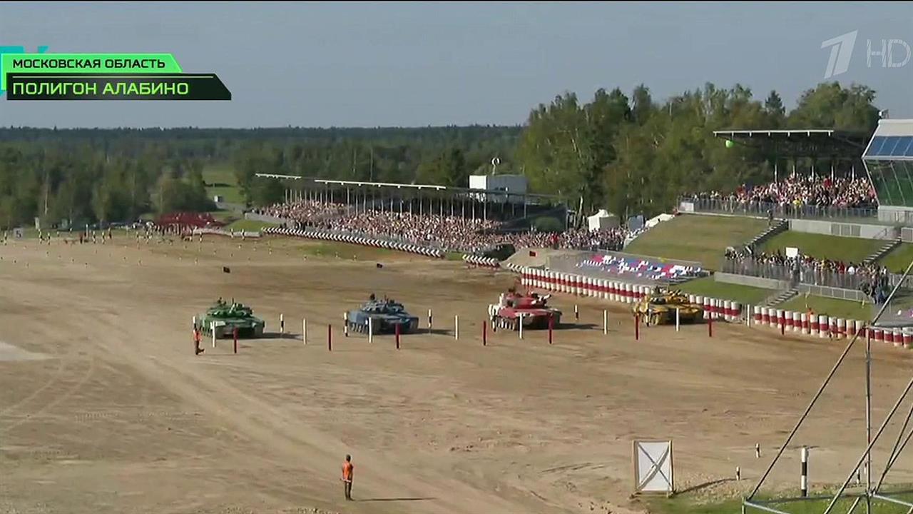 Полигон алабино на карте. Полигон Алабино Наро-Фоминский район. Полигон Алабино расположение трибун. Полигон Алабино трибуна б1. Курган славы полигон Алабино.