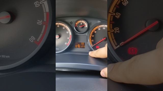 Opel Corsa D Dijital Hız Göstergesini Açmak смотреть онлайн