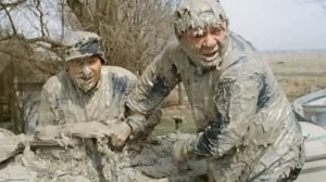 Хитрость, которая спасла эпизод в «Джентльменах удачи». А вы замечали её раньше?