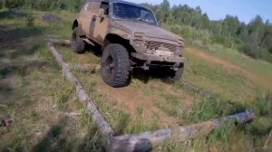 Нива 2131 на 37 колёсах light trial