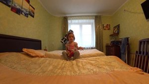 УТРЕННЯЯ ЙОГА-РАСТЯЖКА / ЗАВТРАК / ДЕЛАЕМ ПОДЕЛКУ С ДЕТЬМИ