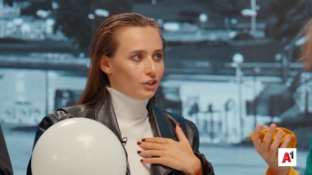 Lemon content show №1: Беговая дорожка на каблуках, выстрел сливками и вкус кошачьего корма смотреть онлайн