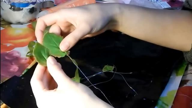 Лист розы из холодного фарфора. Лепка листа розы из холодного фарфора.