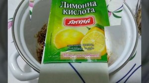 Как легко почистить сильно пригоревшую кастрюлю.