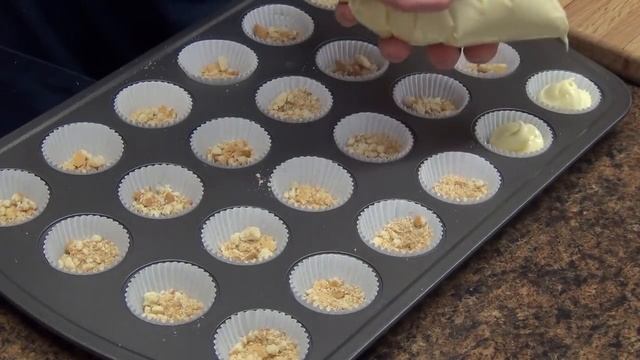 Mini Banana Cream Pie Cheesecake - No Bake Cheesecake Recipe  RadaCutlery.com