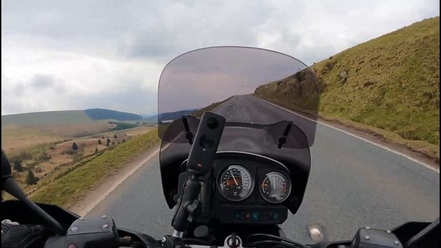 BMW R1150 GS First ride | Riding a 23 year old adventure bike on road for the first time. смотреть онлайн