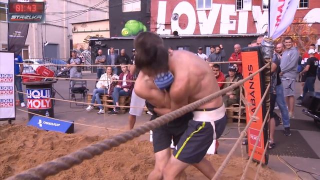 БОКСЕР ШЕРШЕНЬ против ЛАПЫ !!! Бой простых мужиков !!! смотреть онлайн