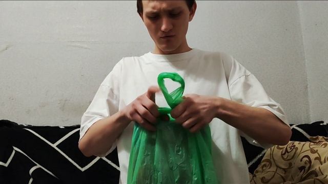 Подарил подарок другу на 8 марта спустя годы!!! смотреть онлайн