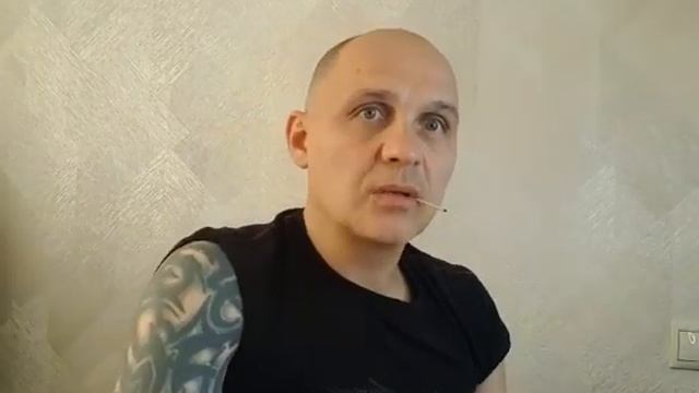 роль:Мужчина в татуировках/ Александр Махров 48 лет/рост 173 смотреть онлайн