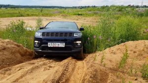JEEP Compass 2.4 в песках//Роет, но едет.