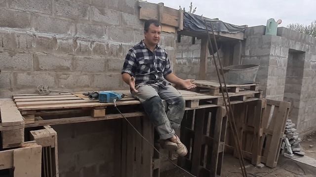 Недорогая железобетонная балка с 22 арматурой своими руками. Подробно все этапы и затраты материало смотреть онлайн