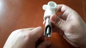 Ниппельные поилки для поросят..