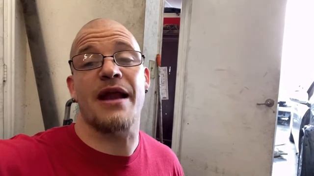 Truckee Vlog27 Biceps triceps Chest!