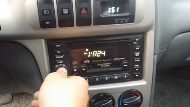 KOREAN USED CAR 2002 KIA SPECTRA WING EXPORT_CLIP 1 смотреть онлайн