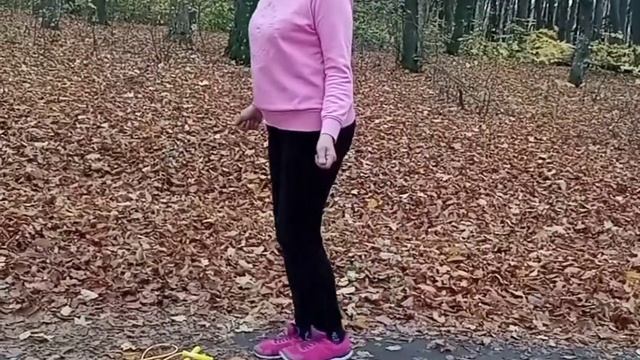 Вчимося стрибків на скакалці. смотреть онлайн