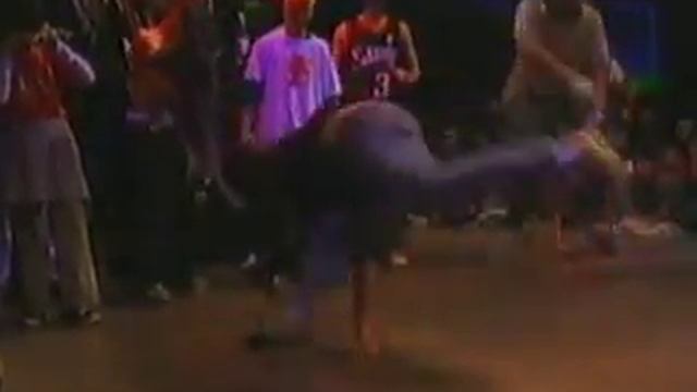 Flash Bboys (Kharkov) vs Antishok (Kiev) Win BREAKIDZ 2003 смотреть онлайн