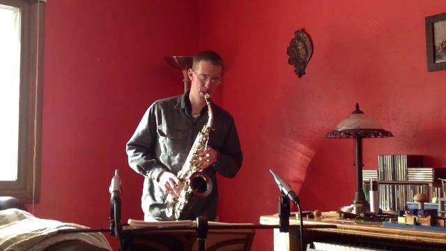 Colin Lippy - Saxophone - Ferling Etude #9 смотреть онлайн