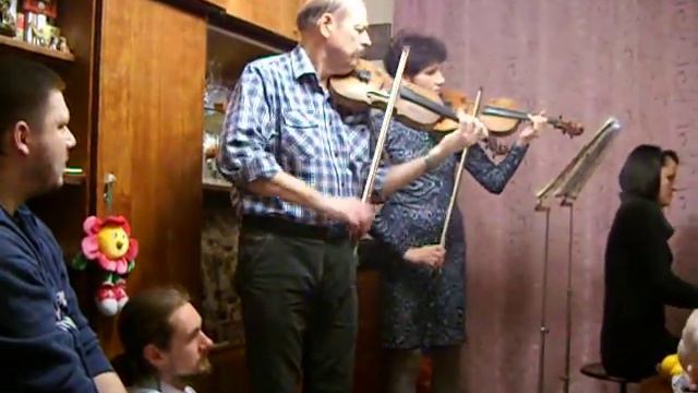 Воробьёвы Александр и Галина и Миронова Оксана - Фролов. Мелодия