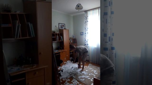 Домик из карт, башня из карточек смотреть онлайн