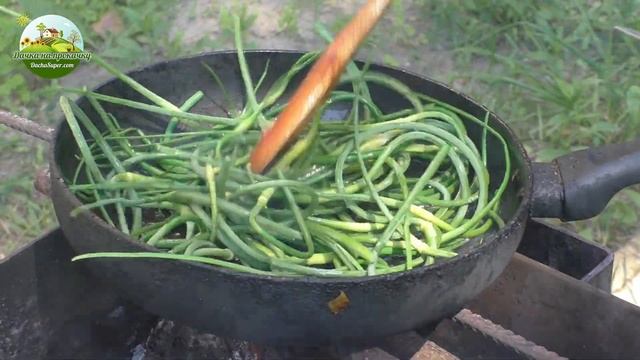 Жареные чесночные стрелки