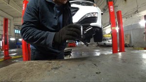 Замена масла автомобиля Малибу!