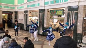 Флешмоб на железнодорожном вокзале ст. Барнаул