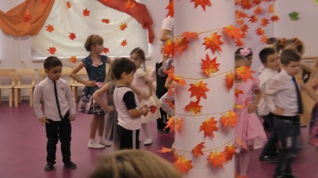 Праздник Осени смотреть онлайн