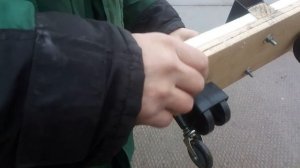 Мобильный стул для ремонта автомобиля