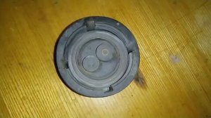 Крышка расширительного бачка VW AUDI Germany 171121321C