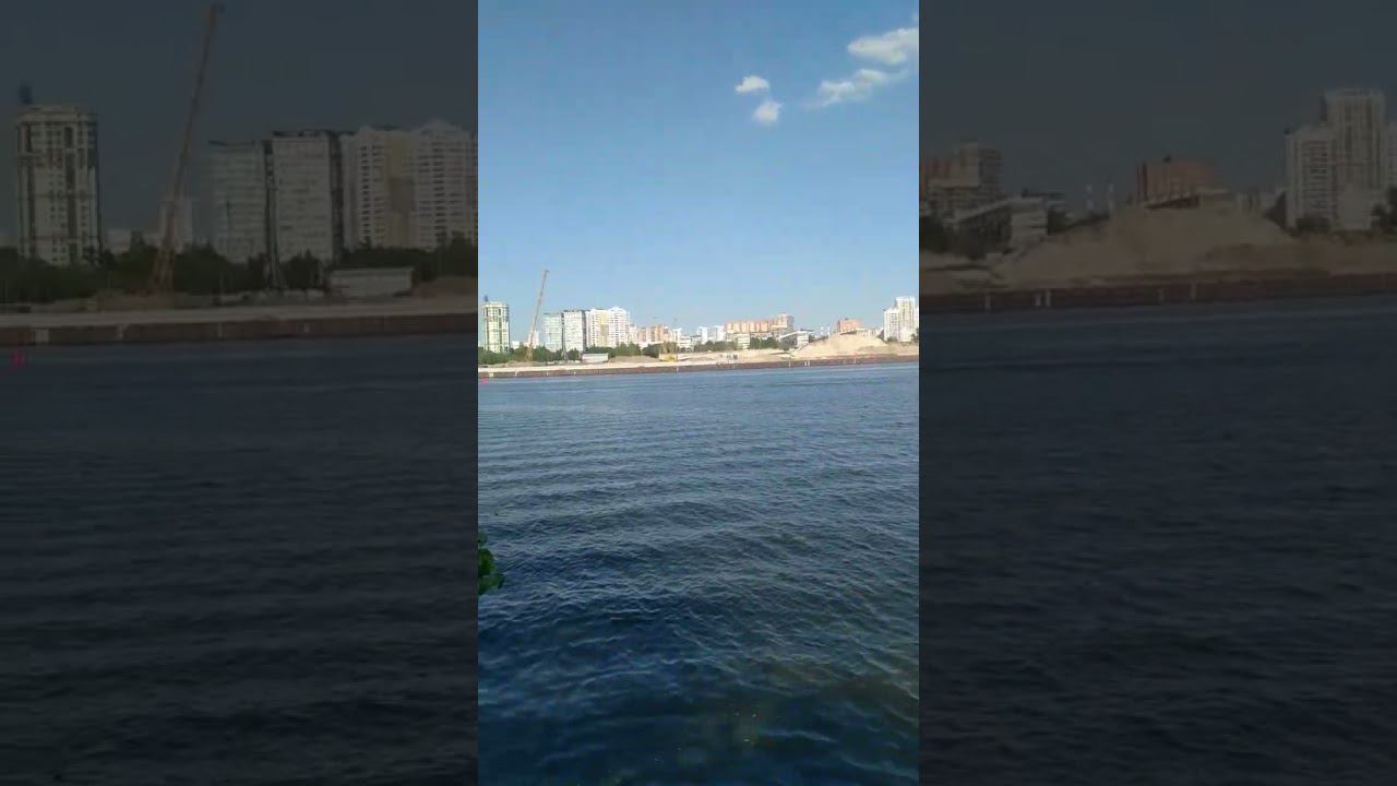 Трубы от парохода? Да нет, просто современные здания! смотреть онлайн