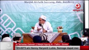 Awas!! Inilah Pengertian SETAN - Ceramah Ustadz Adi Hidayat Terbaru 2019