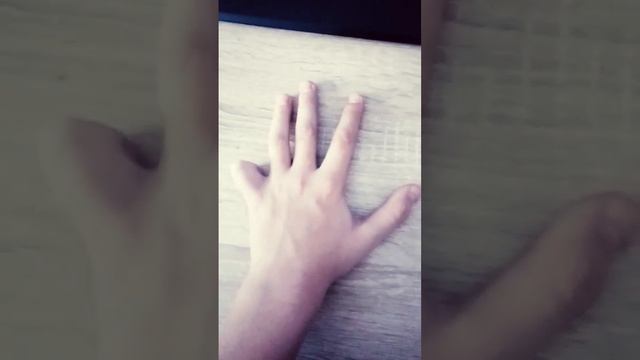 Барби на поезде проехались по моему пальцу и у меня отрубился мизинец смотреть онлайн