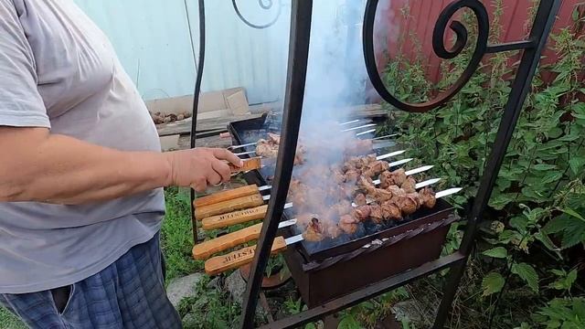 Бомбический Шашлык _ Аттракционы из Детства _ Дача