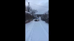 Nissan Juke 1.6 Turbo заезд в снежную гору