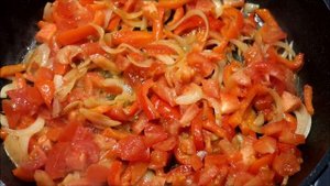 Курица в подливе