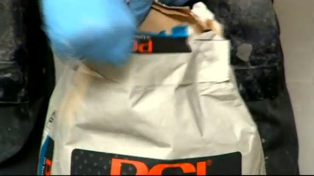 Выравнивание пола при помощи быстротвердеющего выравнивающего наливного состава