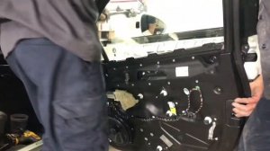 Porsche Panamera -- How to Remove the Door Handle / Como Tirar a Maçaneta Porta