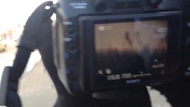 Frozen LCD screen Sony Alpha 300 смотреть онлайн