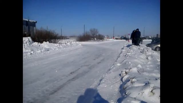 Зимний картинг, с.Половинное (Курганская область) 23.02.2014 смотреть онлайн
