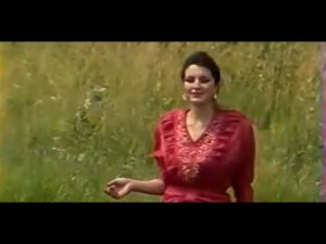 Зайнаб Фархетдинова: "Авылымнын айлы кичлэре"