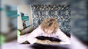 Пенсионерка садится на шпагат! Как сесть на шпагат в 60 +