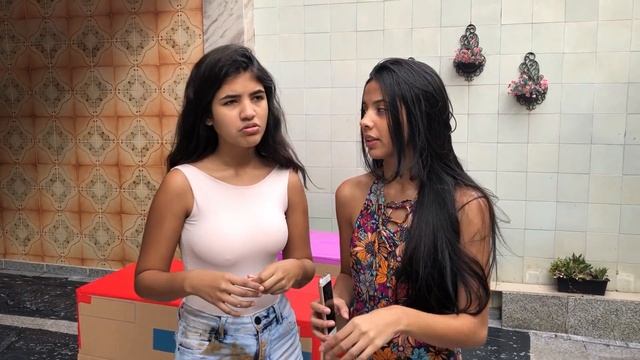 NÃO ESCORREGUE NA CAIXA ERRADA!!! ‹ BEM MENININHAS › смотреть онлайн