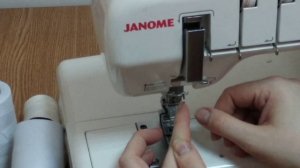 Как заправить плоскошовную машину janome cover pro 2