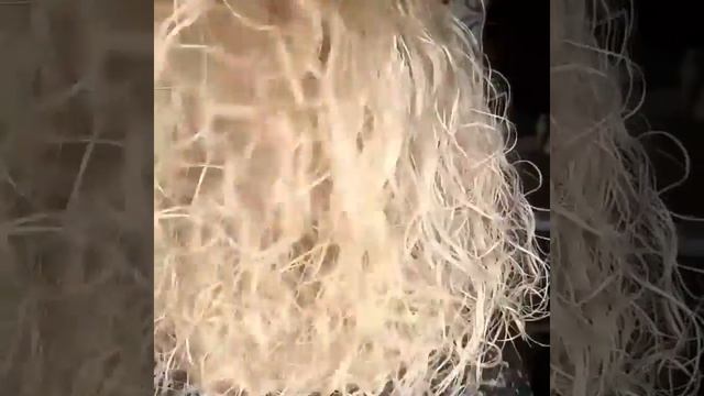 Яркий золотистый блонд смотреть онлайн