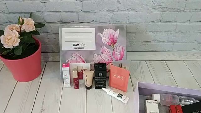 Распаковка коробочки Glambox за февраль 2020 в марте #2 ❤ Красивая упаковка и очаровательный состав смотреть онлайн