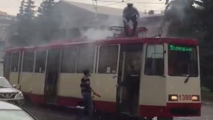 Трамвай загорелся в центре Челябинска