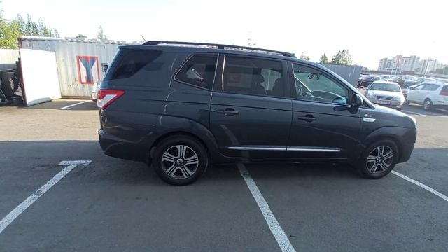 SsangYong Stavic 2.0d 4WD 2014