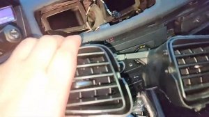 Меган 3 как снять климат, печку, прикуриватель.