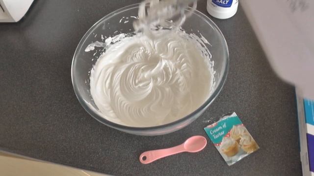 ВЫПЕЧКА: Французские меренги смотреть онлайн