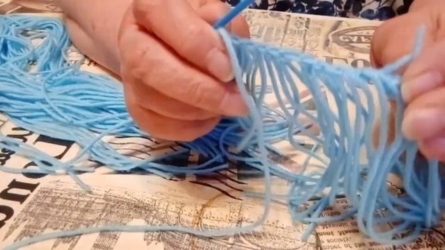 Как я вяжу трессы из пряжи#кукла#шьем смотреть онлайн